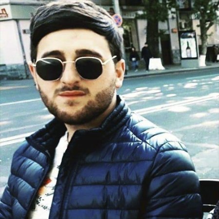 Nik Hovhannisyan - Sirum em (2018)